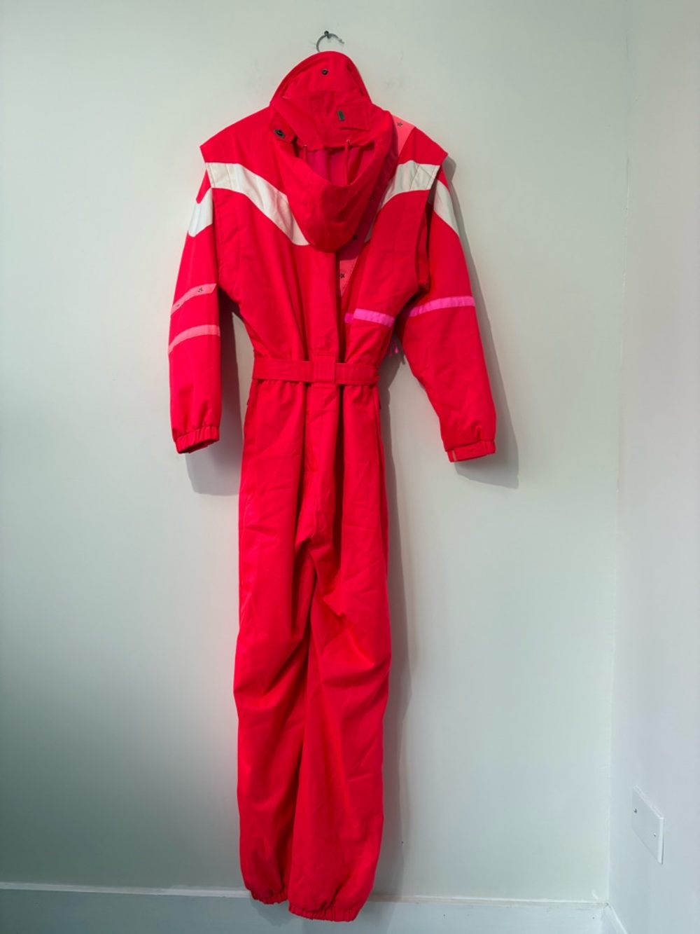 Vintage Obermeyer Gore Tex One Piece Ski Snow Suit Bib Womens Sz 10 Neon Pink - Picture 2 of 8